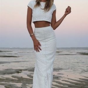 SABO SKIRT white lace 2 piece set 😍